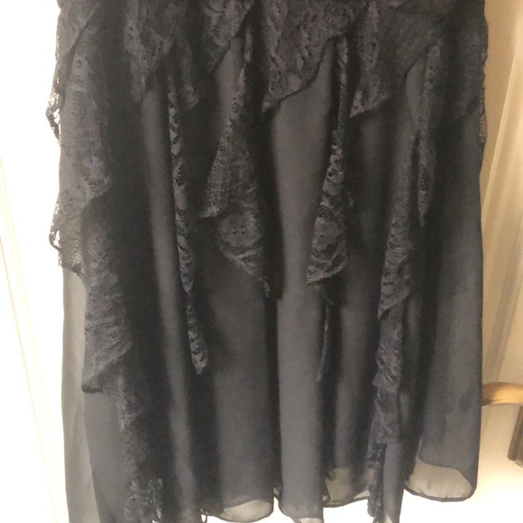 Le Chateau strapless black dress - Picture 3 of 4